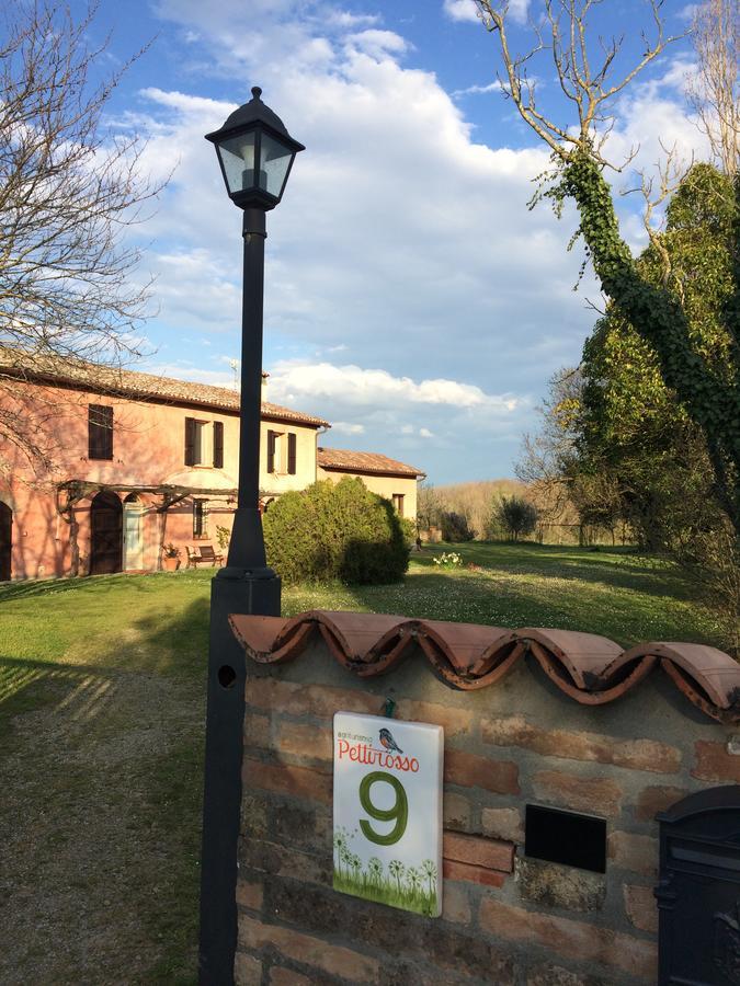 Agriturismo Il Pettirosso Hostal Forlì Exterior foto